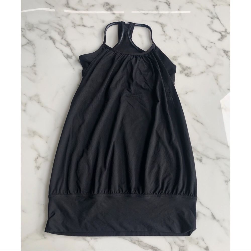 Lululemon tank with built in sports bra